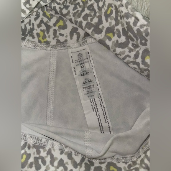 Balance Collection leopard print biker shorts. Super soft! Size XL - Picture 4 of 4